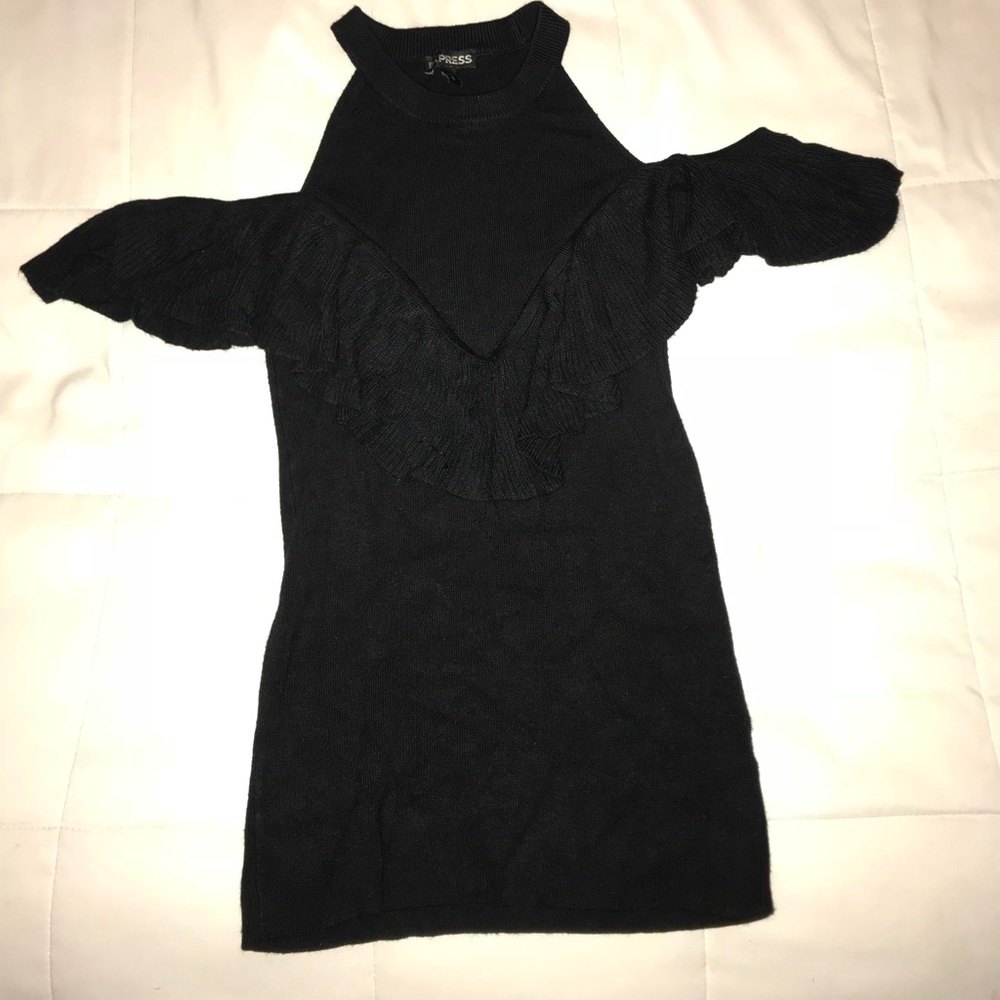 EXPRESS Off the shoulder blouse
